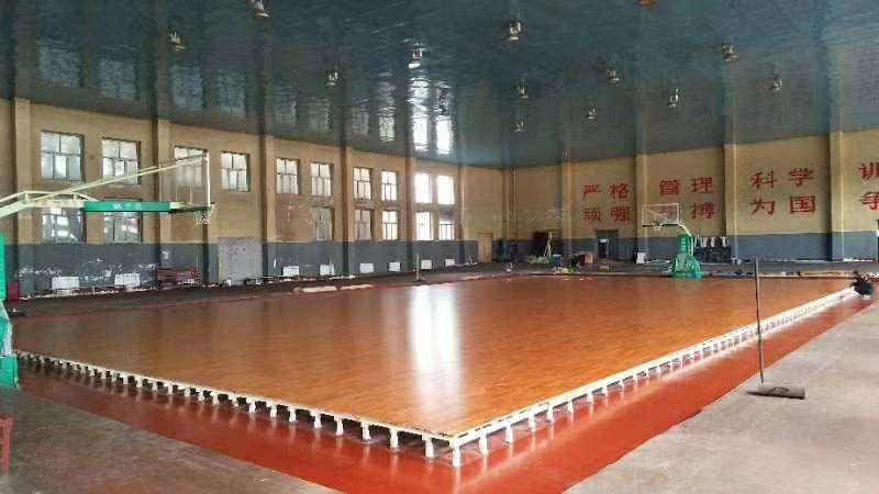 黑龙江双鸭市体校训练馆篮球木地板双层龙骨结构