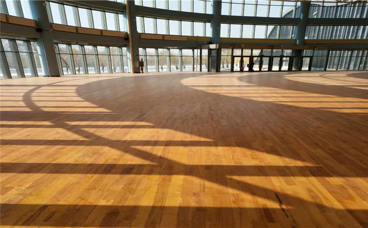 24厚篮球场地木地板单层龙骨结构